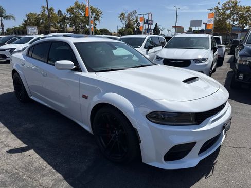 Used 2022 Dodge Charger Scat Pack RWD image 11