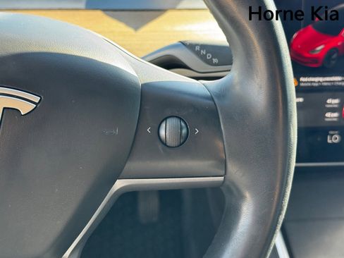 Used 2018 Tesla Model 3 Long Range image 18