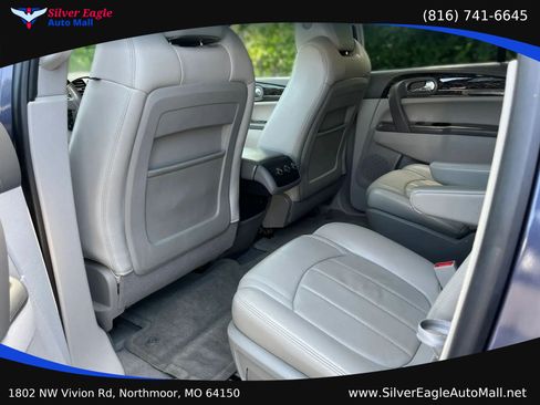 Used 2013 Buick Enclave Leather FWD image 10