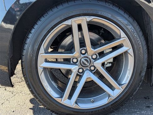 Used 2024 Nissan Z Sport w/ Floor Mat Package image 20