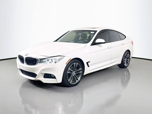 Used 2016 BMW 328i Gran Turismo xDrive image 4