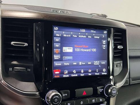 Used 2021 RAM 1500 Laramie AWD/4WD image 27