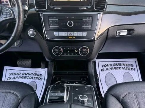 Used 2017 Mercedes-Benz GLS 450 4MATIC image 35