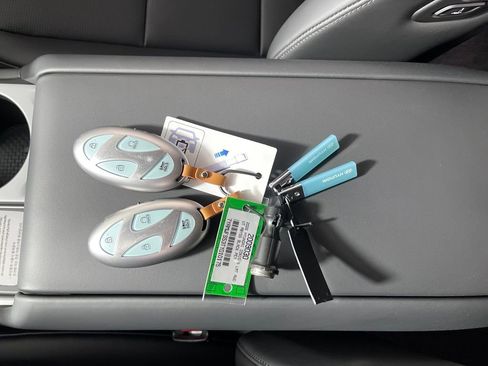 New 2026 Hyundai Ioniq 9 Limited image 26