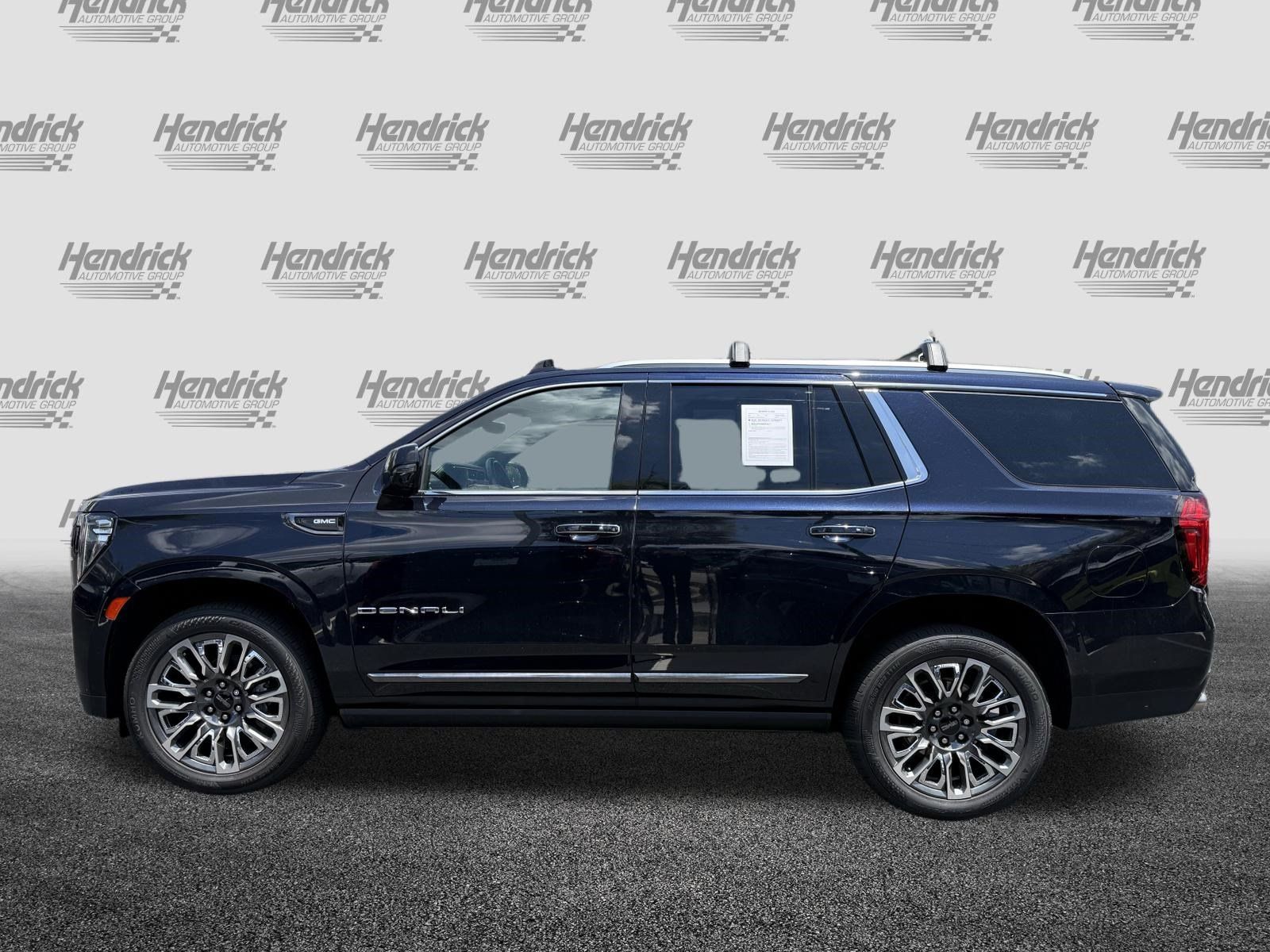 Used 2023 GMC Yukon Denali Ultimate AWD/4WD image 7