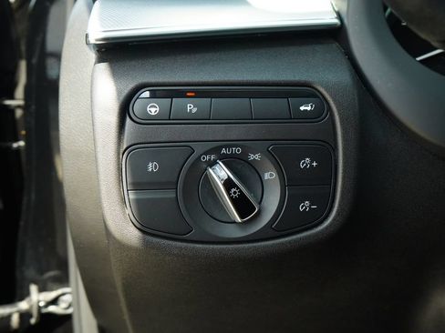 Used 2021 INFINITI QX50 Luxe FWD image 22