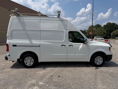 Used 2016 Nissan NV 2500 SV w/ Technology Package RWD image 40