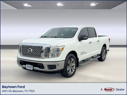 Used 2018 Nissan Titan SV w/ SV Convenience Package