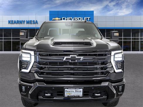 New 2025 Chevrolet Silverado 3500 High Country w/ High Country Premium Package image 2