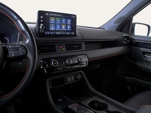 Used 2023 Honda Pilot TrailSport image 28