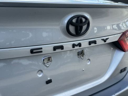 Used 2024 Toyota Camry SE image 10