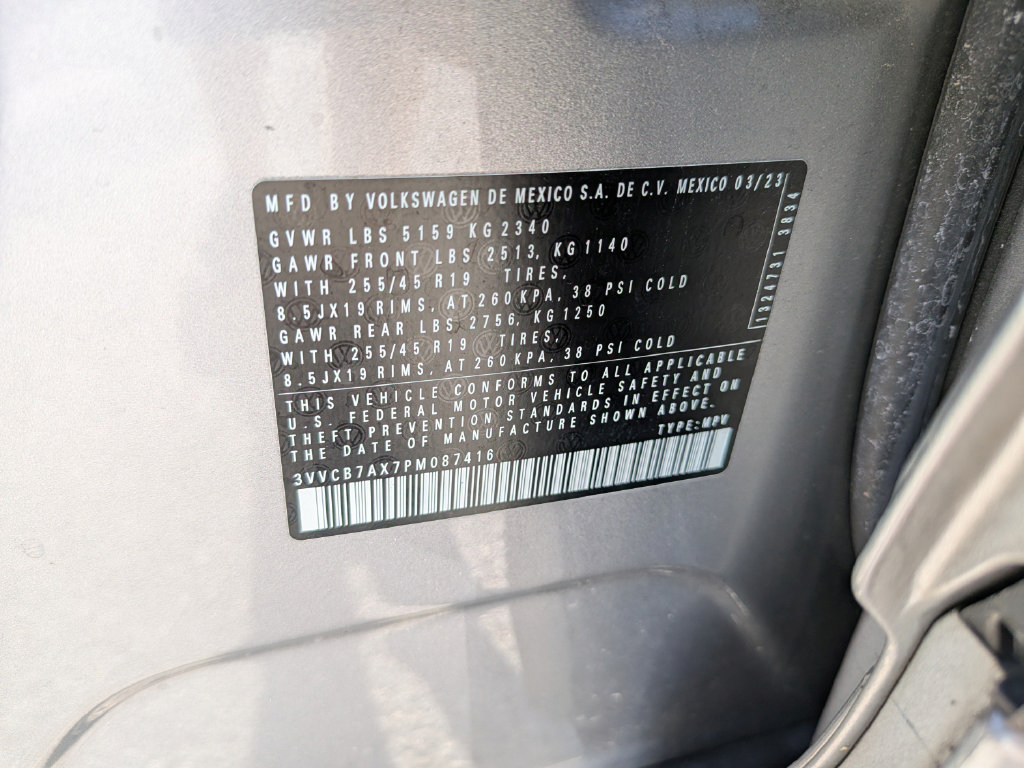 Certified 2023 Volkswagen Tiguan SE R-Line FWD image 36