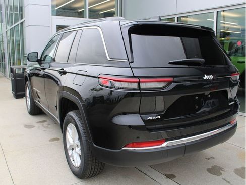 New 2025 Jeep Grand Cherokee Laredo X w/ Luxury Tech Group I image 6