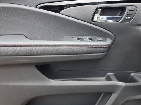 New 2026 Honda Ridgeline Black Edition image 10