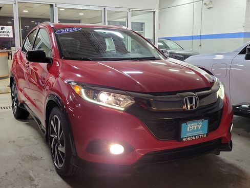 Used 2020 Honda HR-V Sport image 1