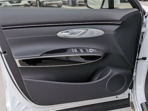 New 2026 Genesis GV70 2.5T image 10