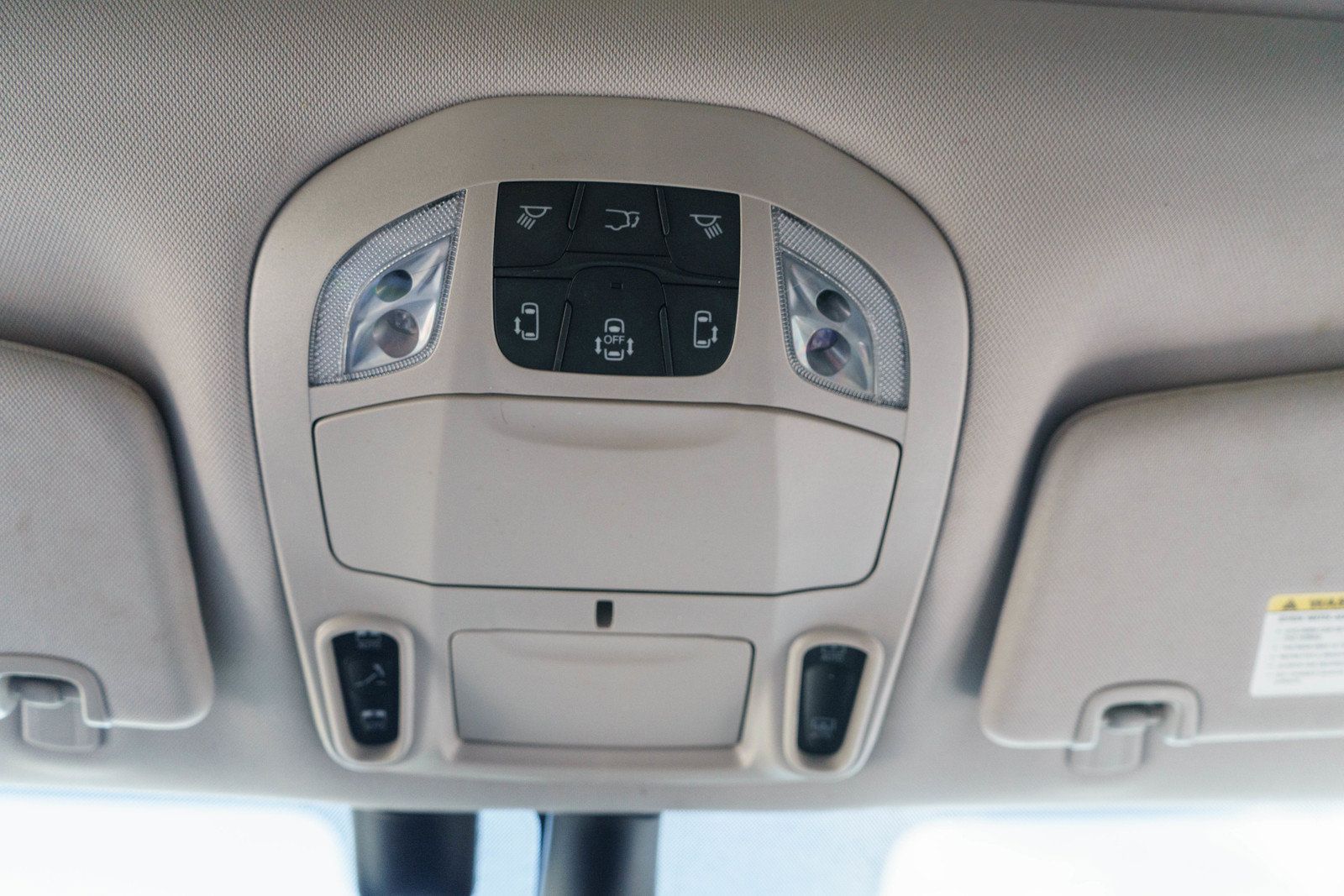 Used 2022 Chrysler Pacifica Limited FWD image 28