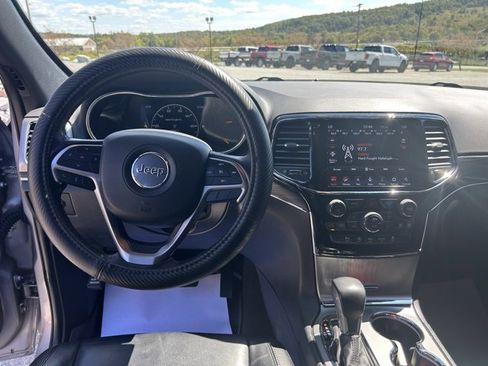 Used 2020 Jeep Grand Cherokee Limited w/ Premium Lighting Group image 15