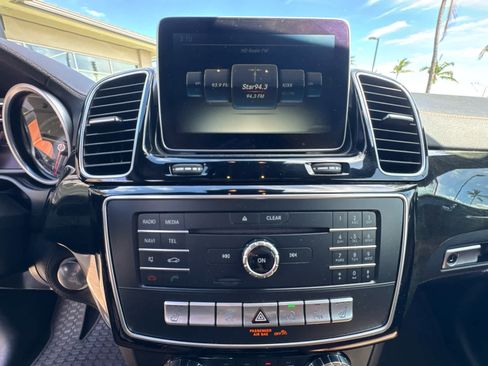 Used 2016 Mercedes-Benz GLE 400 4MATIC image 18