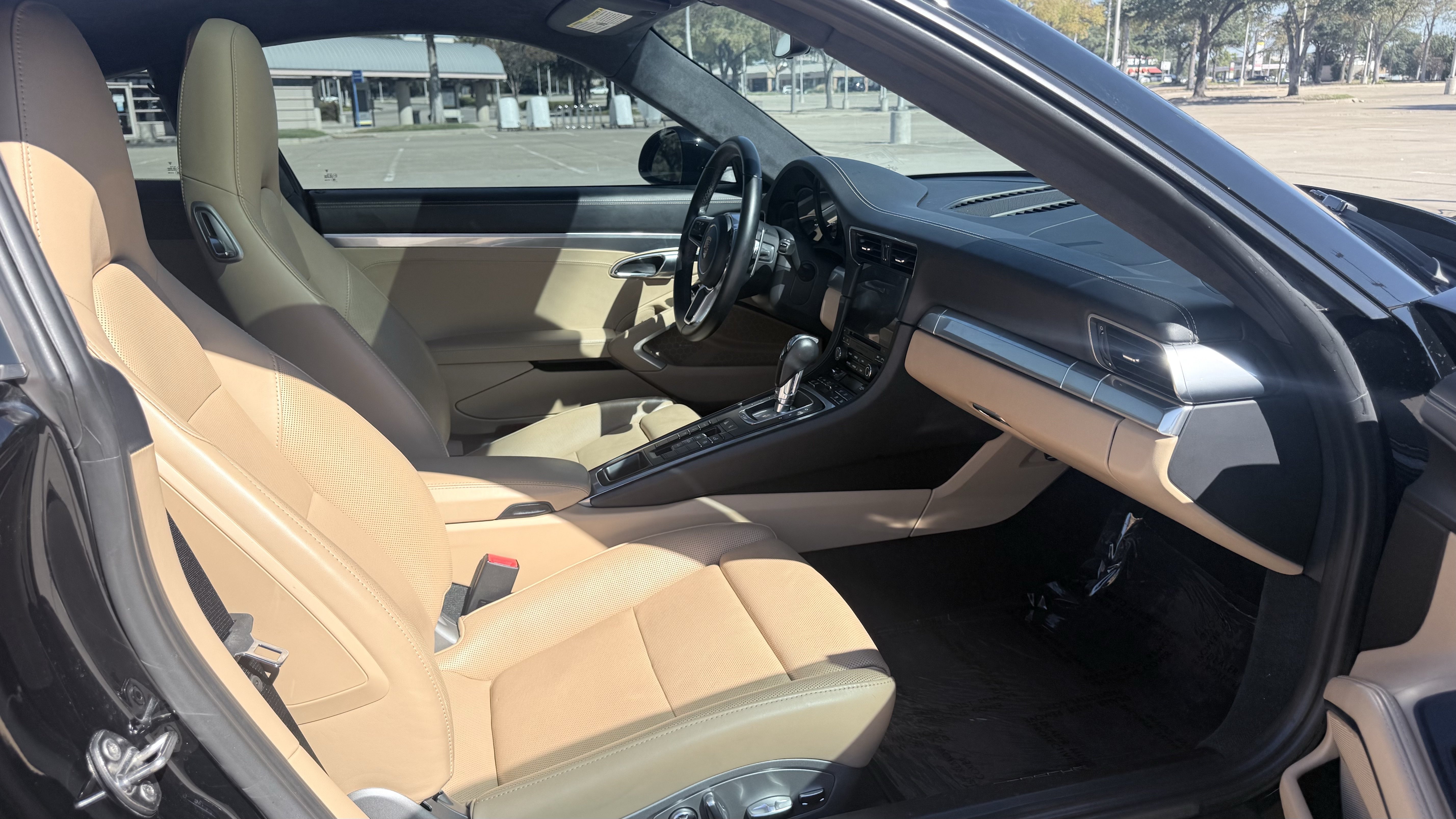 Used 2018 Porsche 911 Carrera image 30