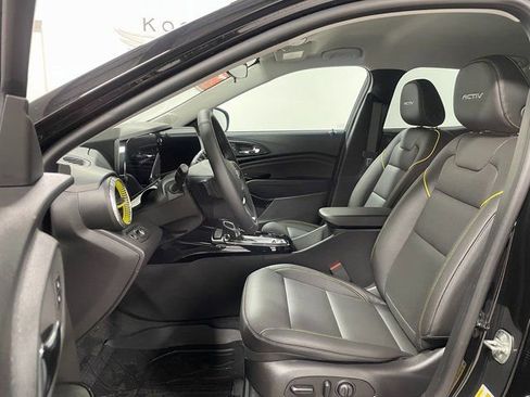 New 2026 Chevrolet Trax ACTIV w/ Driver Confidence Package image 11