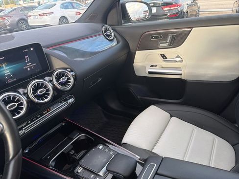 Used 2021 Mercedes-Benz GLA 250 GLA 250 image 23