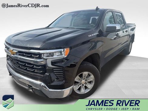 Used 2025 Chevrolet Silverado 1500 LT image 1