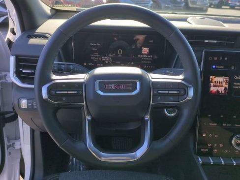 Used 2025 GMC Terrain Elevation image 14