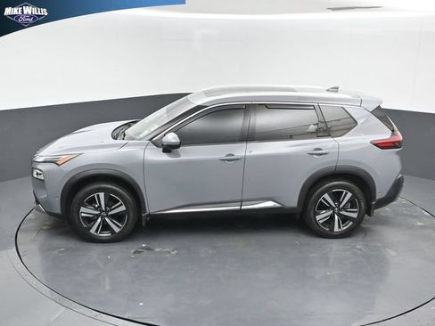 Used 2023 Nissan Rogue Platinum w/ Platinum Premium Package FWD image 12