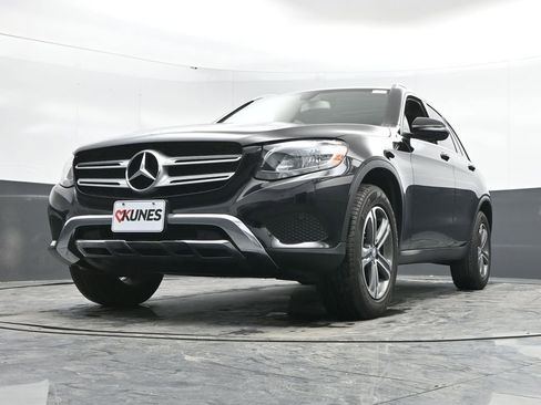 Used 2017 Mercedes-Benz GLC 300 4MATIC image 47