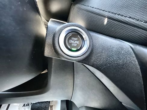 Used 2023 Chevrolet TrailBlazer LT w/ Convenience Package image 16