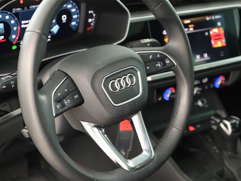 Certified 2022 Audi Q3 2.0T Premium Plus image 16