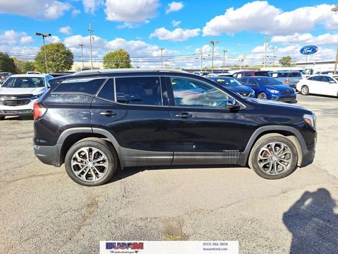 Used 2021 GMC Terrain SLT image 24