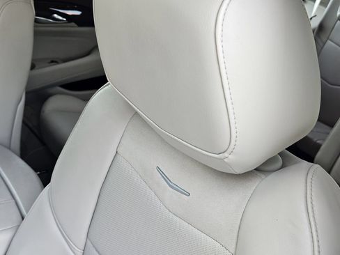 Used 2016 Cadillac Escalade Premium AWD/4WD image 31