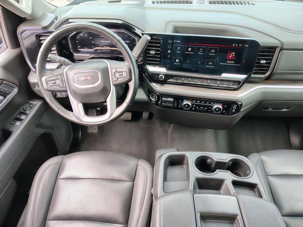 Used 2025 GMC Sierra 1500 SLT AWD/4WD image 37
