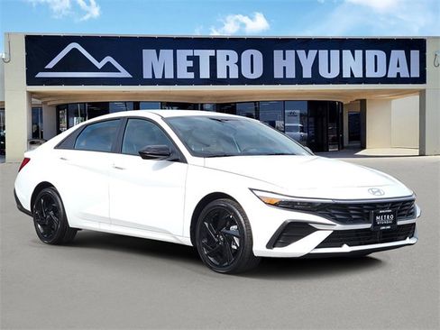 New 2026 Hyundai Elantra Sport image 27