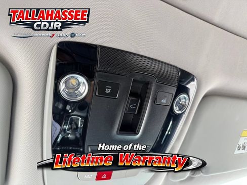 Used 2025 Kia Seltos EX w/ EX Sunroof Package FWD image 20