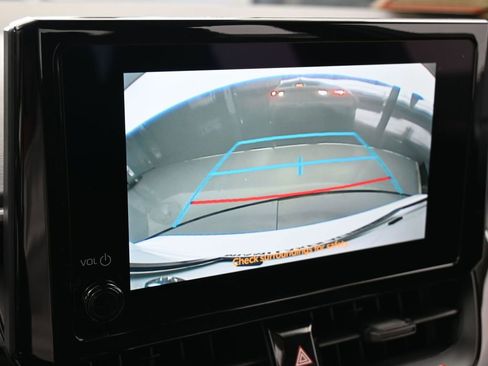 Used 2024 Toyota Corolla LE image 23