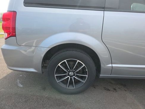 Used 2019 Dodge Grand Caravan GT FWD image 7