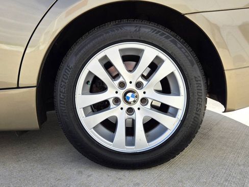 Used 2007 BMW 328xi Sedan AWD/4WD image 9