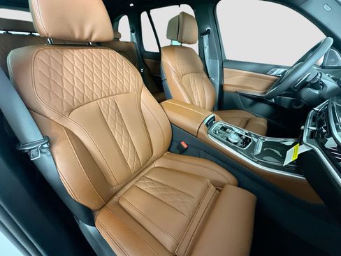 New 2026 BMW X5 M60i image 29