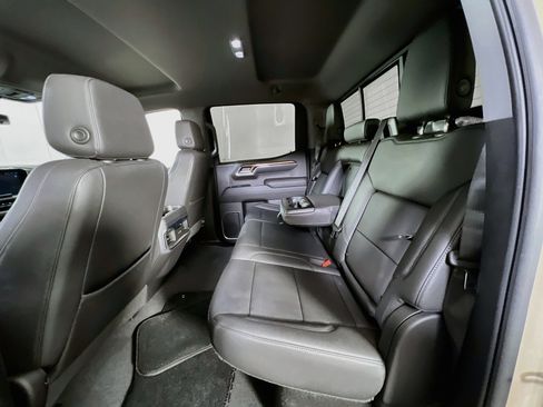Used 2022 GMC Sierra 1500 Elevation w/ Elevation Premium Package AWD/4WD image 24