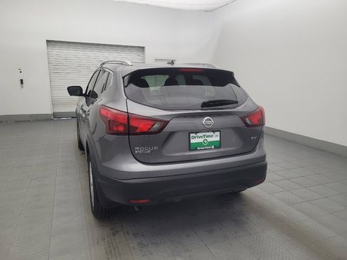 Used 2017 Nissan Rogue Sport SV w/ SV Premium Package image 6