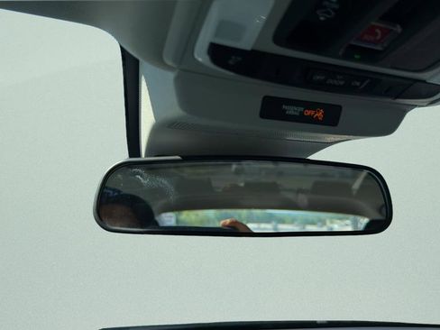 Used 2025 Honda Accord SE image 19