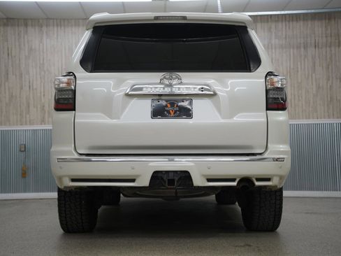 Used 2015 Toyota 4Runner Limited image 8