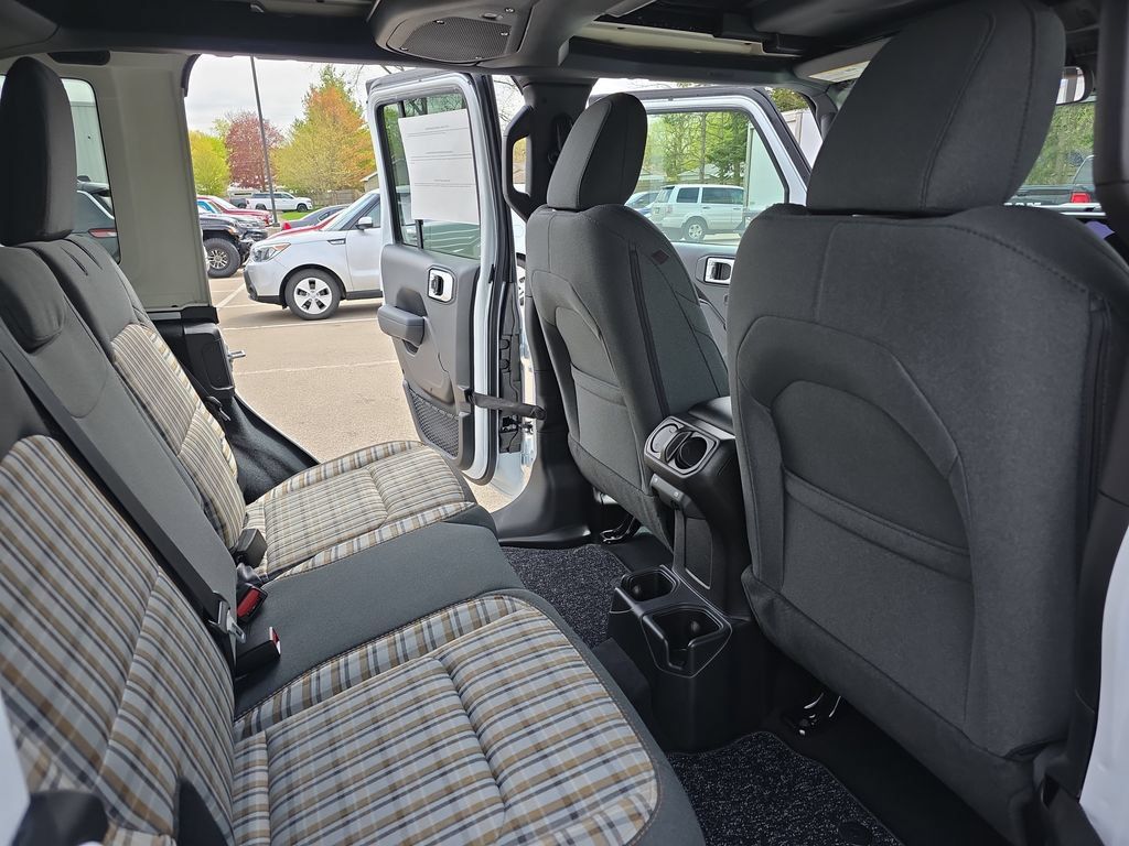New 2026 Jeep Wrangler Unlimited Sport AWD/4WD image 11
