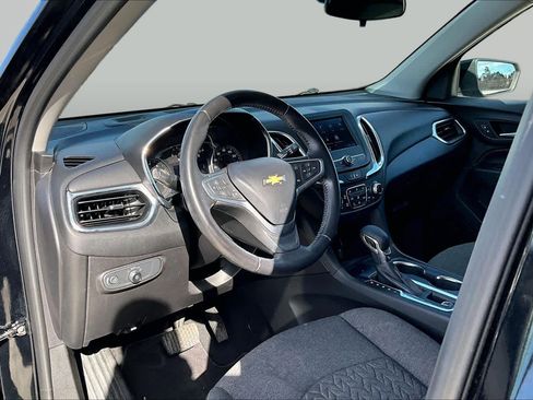 Used 2022 Chevrolet Equinox LT FWD image 16