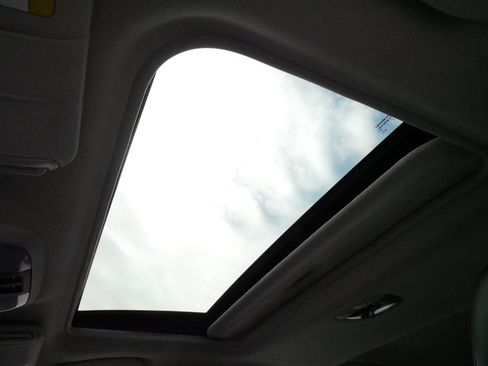 Used 2019 Subaru Impreza 2.0i Limited image 33