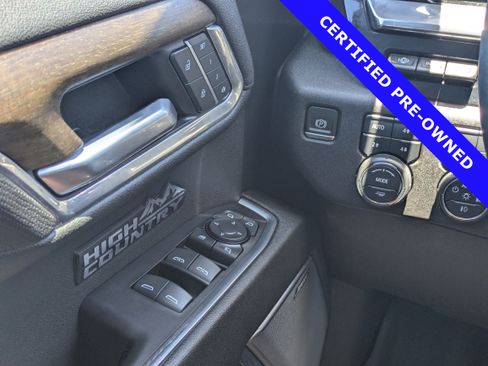 Used 2024 Chevrolet Silverado 1500 High Country w/ Technology Package AWD/4WD image 24