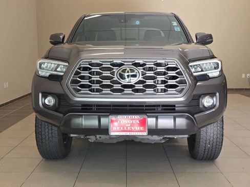 Certified 2023 Toyota Tacoma TRD Off-Road w/ TRD Premium Off Road Package AWD/4WD image 6